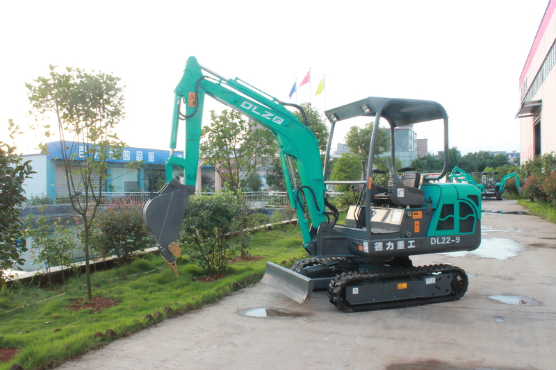 小型挖掘機(jī)