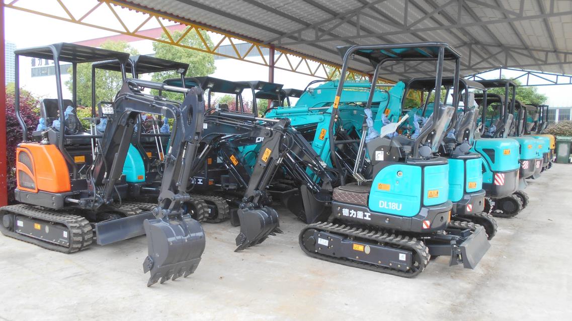 微型挖掘機(jī)